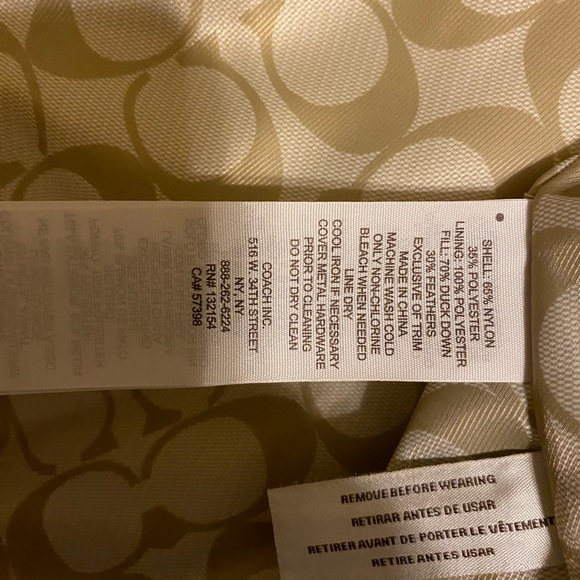 Coach Down Hooded Vest Large - Picture 3 of 5